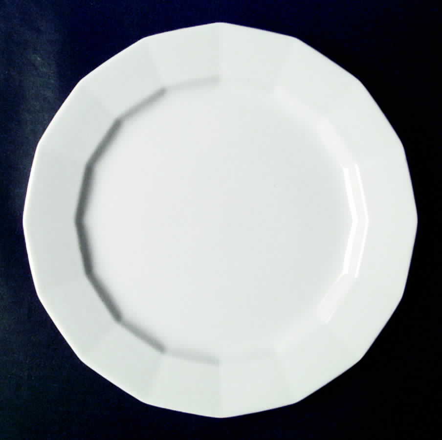 Heritance White Dinner Plate by Harker-1