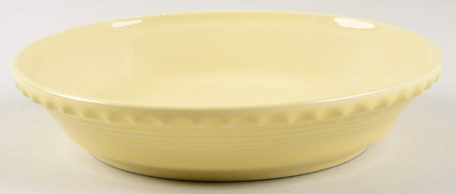 Fiesta Yellow (Intro 1987) 8'' Pie Baking Plate by Homer Laughlin -1