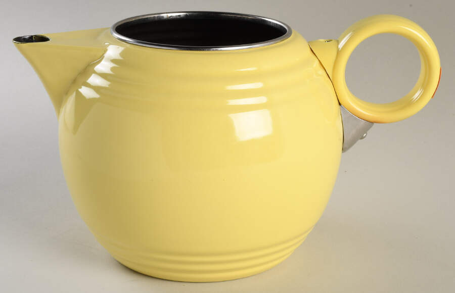 Fiesta Yellow (Intro 1987) Metal Kettle No Lid by Homer Laughlin -1