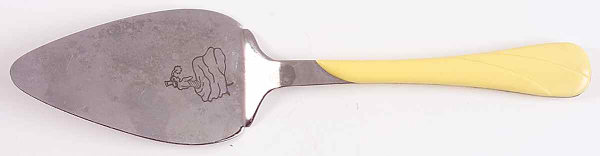 Fiesta Yellow (Intro 1987) Pie Server with Stainless Blade by Homer Laughlin -1
