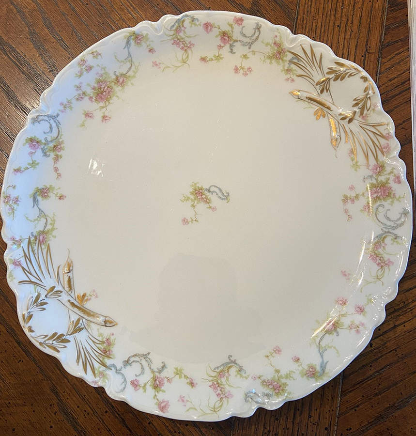 Schleiger 57A-1 Handled Cake Plate by Haviland-1
