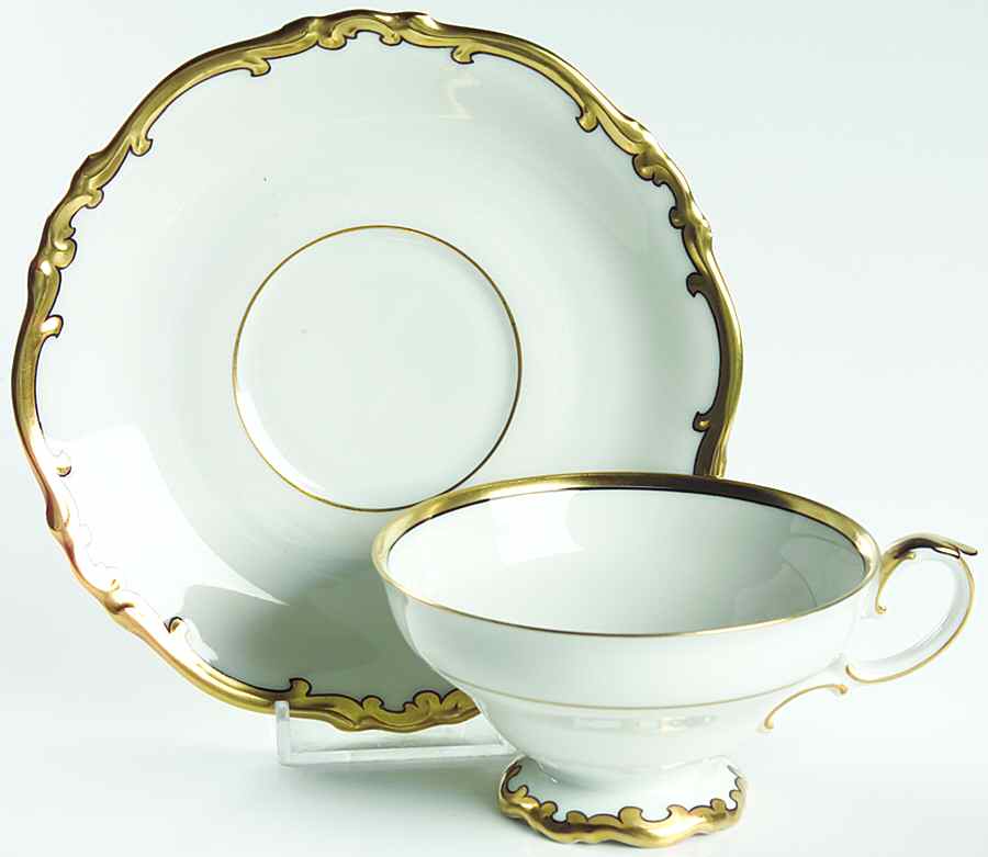 HC516 Footed Cup & Saucer Set by Heinrich - H&C-1