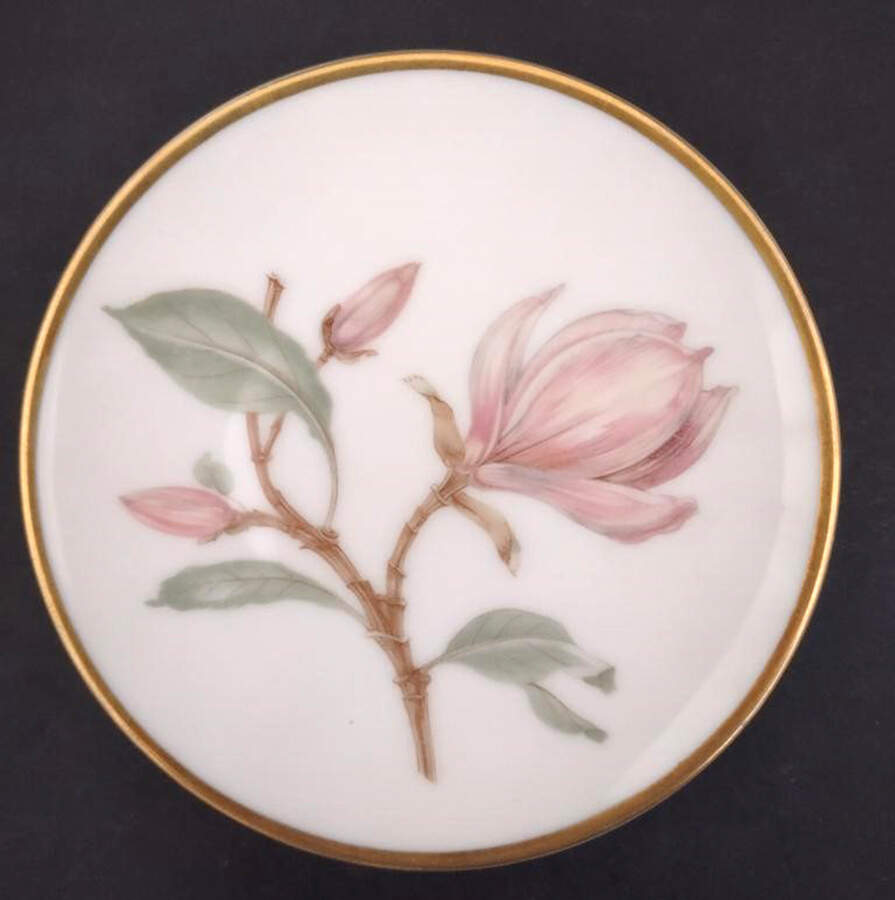 Magnolia (7955, White, Coupe) Coaster by Hutschenreuther-1
