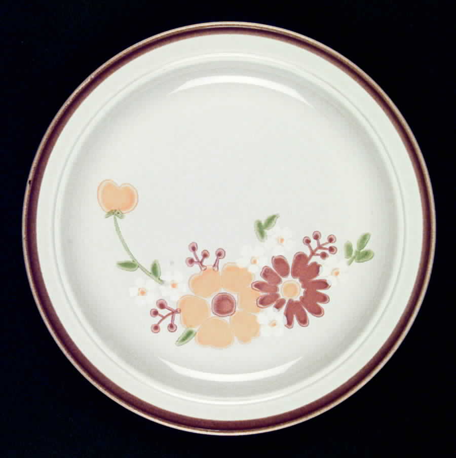 HLC846 Dinner Plate by Homer Laughlin -1