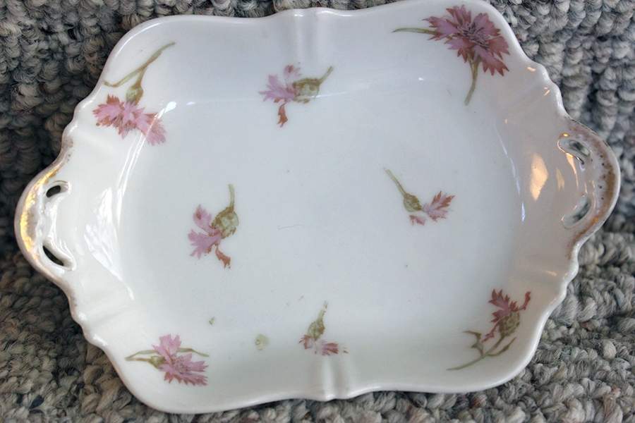 Schleiger 1029-4 6" Handled Tray by Haviland-1