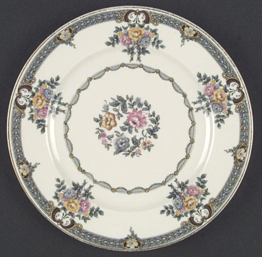 HUT621 Salad Plate by Hutschenreuther-1
