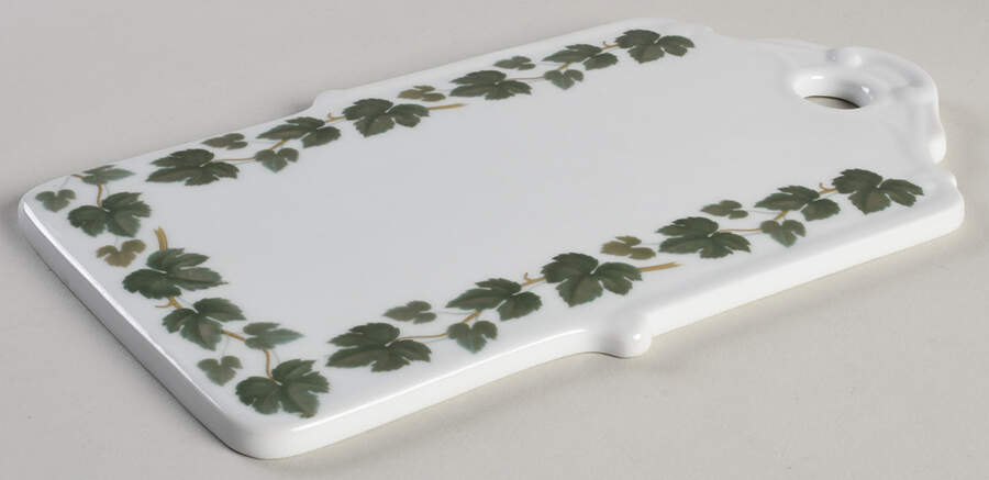 Weinlaub (Maria Teresa) Cheese and Cracker Board by Hutschenreuther-1