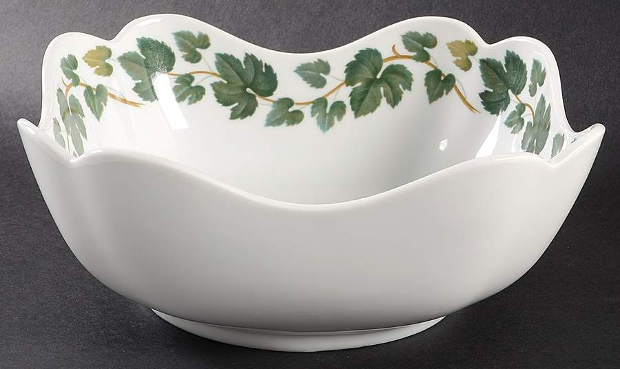 Weinlaub (Maria Teresa) 8" Square Vegetable Bowl by Hutschenreuther-1