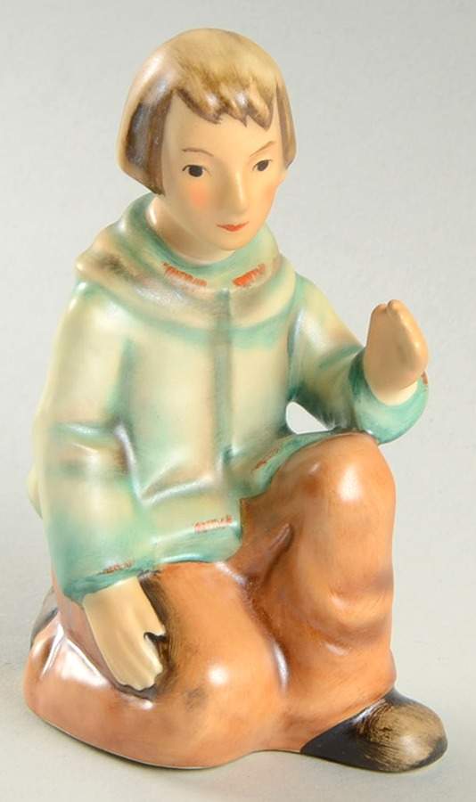 Nativity-Small Colored Tm6-Shepherd Boy Kneeling - No Box by M.I. Hummel-1