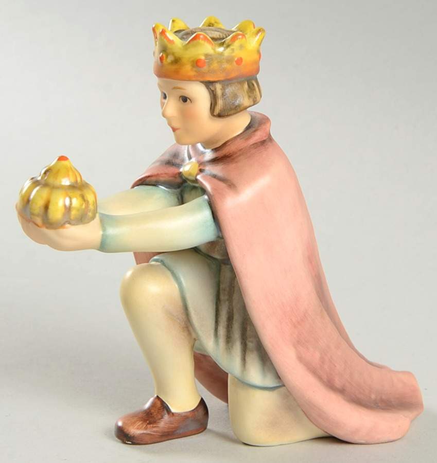 Nativity-Small Colored Tm6-King Kneeling - Boxed by M.I. Hummel-1