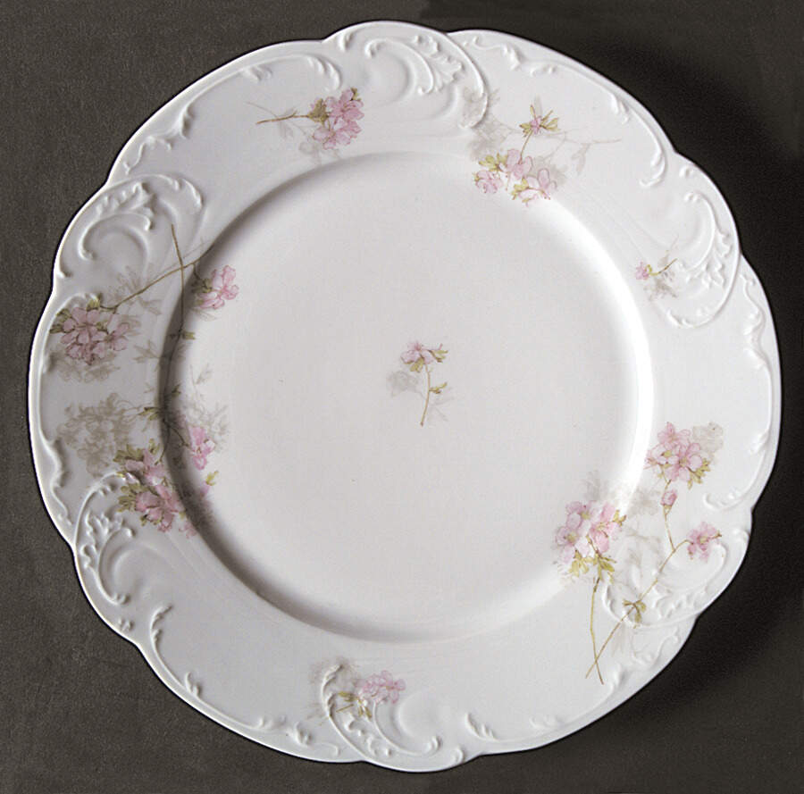 Schleiger 83 Dinner Plate by Haviland-1
