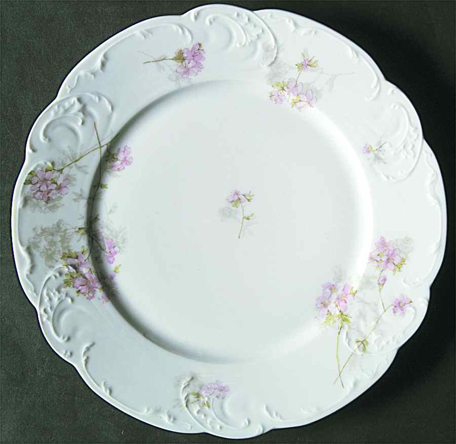 Schleiger 83 Dinner Plate by Haviland-1
