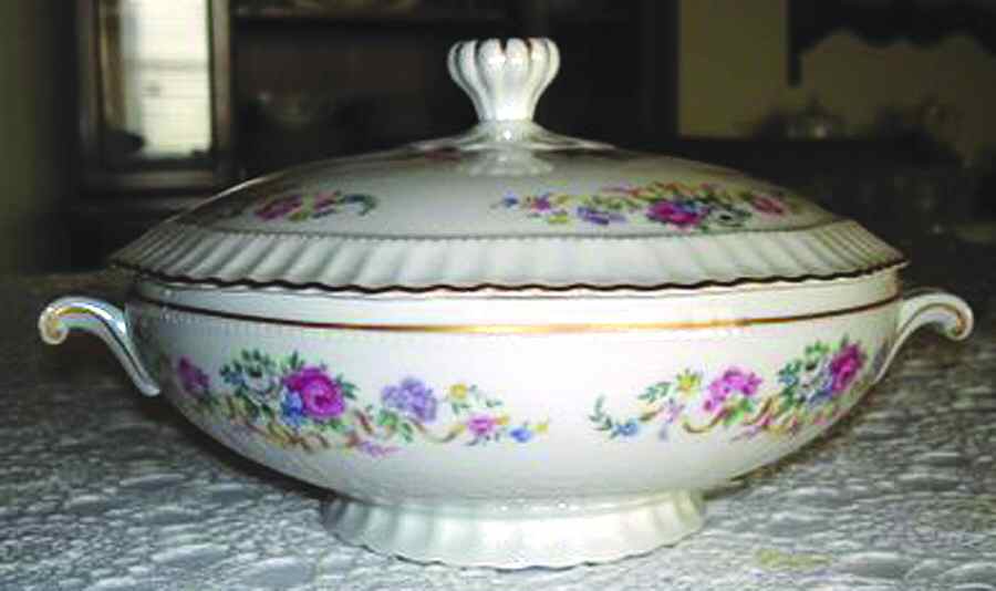 HCZ25 Round Covered Vegetable by Haas-Czjzek Coronado-1