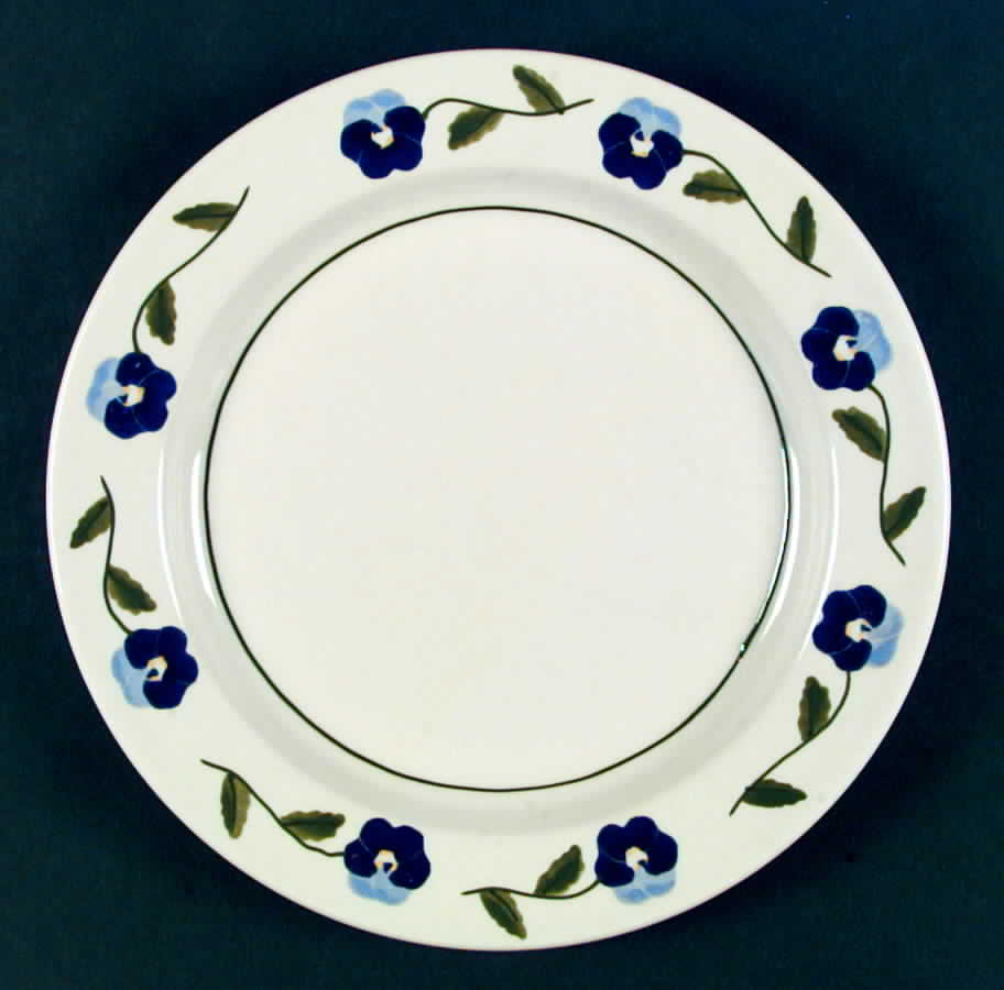 Pansy Dinner Plate by Hartstone-1