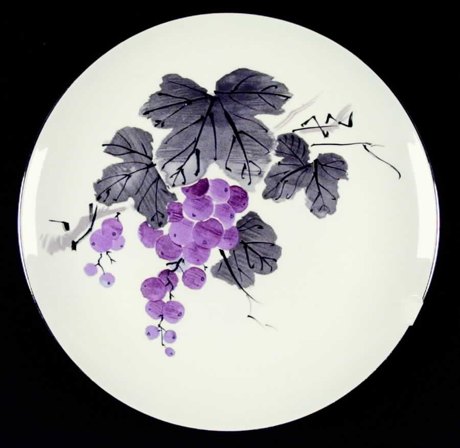 Bordeaux Dinner Plate by Homer Laughlin -1