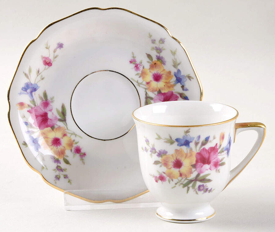 16257 Footed Demitasse Cup & Saucer Set by Heinrich - H&C-1