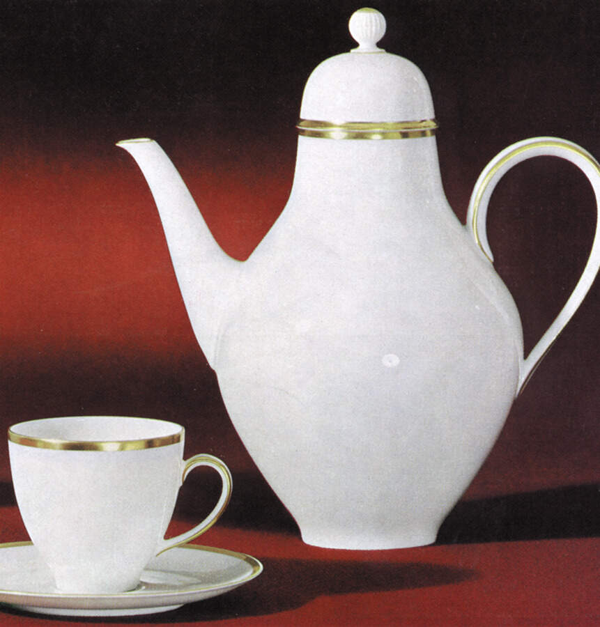 Gold Coffee Pot & Lid by Hutschenreuther-1