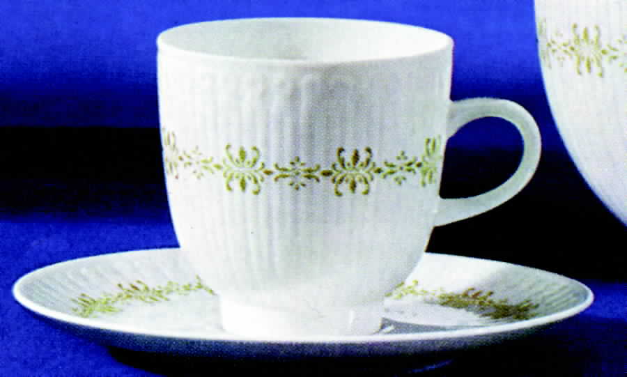 Piaster Flat Cup & Saucer Set by Hutschenreuther-1