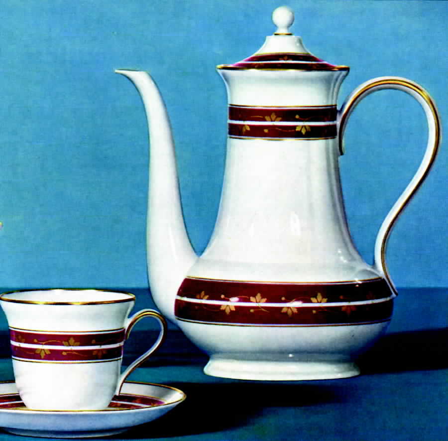 Rialto Coffee Pot & Lid by Hutschenreuther-1