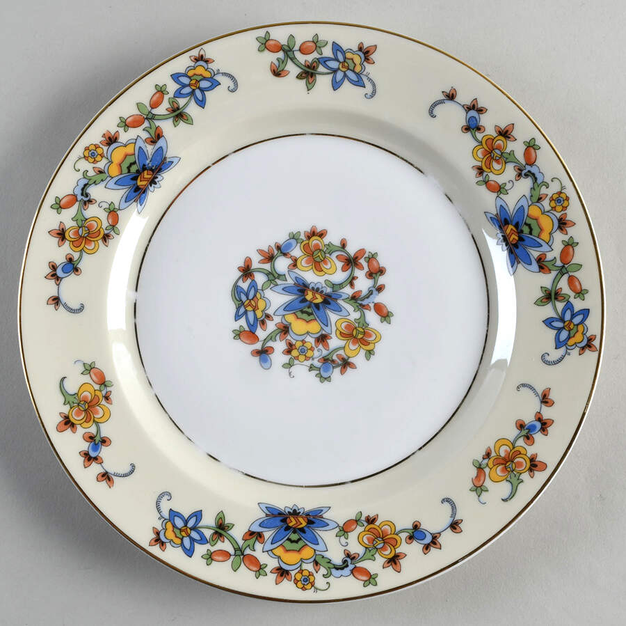 10698 Luncheon Plate by Heinrich - H&C-1