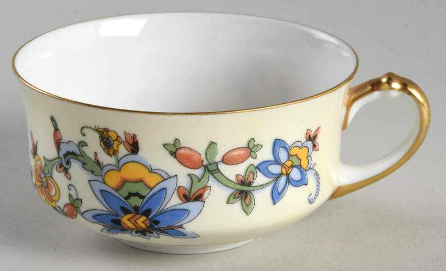 10698 Flat Cup by Heinrich - H&C-1