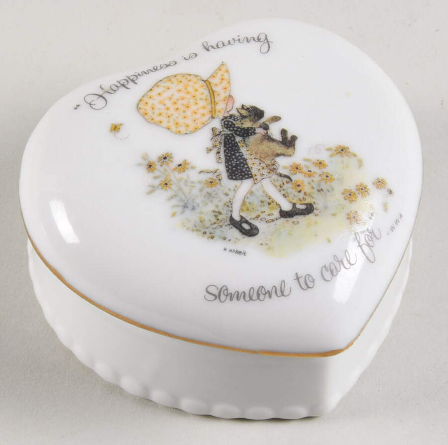 Girl with Cat Heart Shape Box & Lid by Holly Hobbie-1