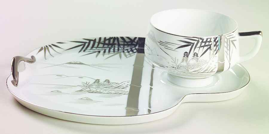 HKN2 Snack Plate & Cup Set by Hakusan-1