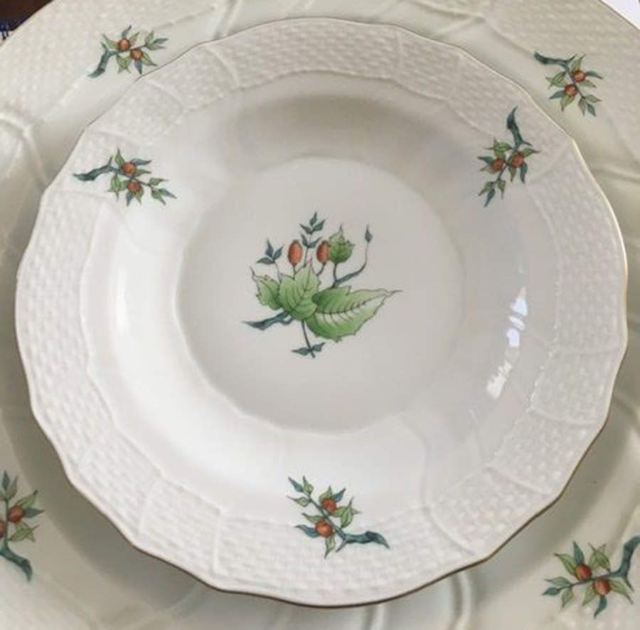 HER16 Dessert Luncheon Plate by Herend-1
