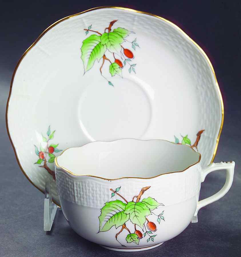 HER16 Flat Cup & Saucer Set by Herend-1