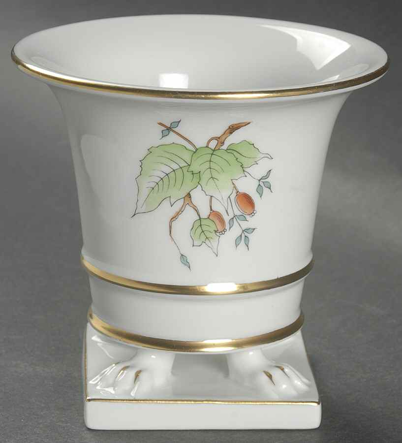 HER16 Vase by Herend-1