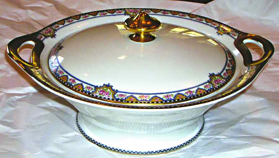 Schleiger 1096B Round Covered Vegetable by Haviland-1