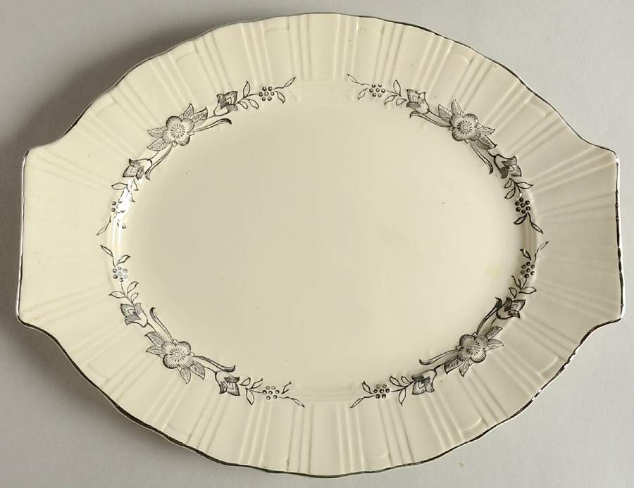 Platinum Wreath 11" Oval Serving Platter by Homer Laughlin -1