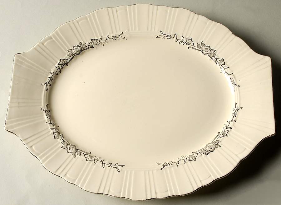 Platinum Wreath 15" Oval Serving Platter by Homer Laughlin -1