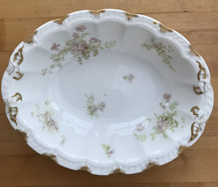 Schleiger 52iz 10" Oval Vegetable Bowl by Haviland-1