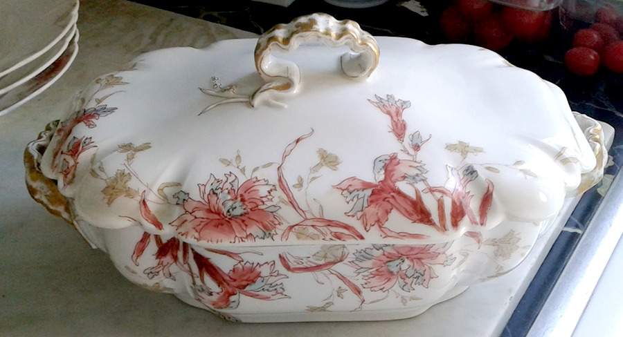 Schleiger 1158-9 Oval Covered Vegetable by Haviland-1