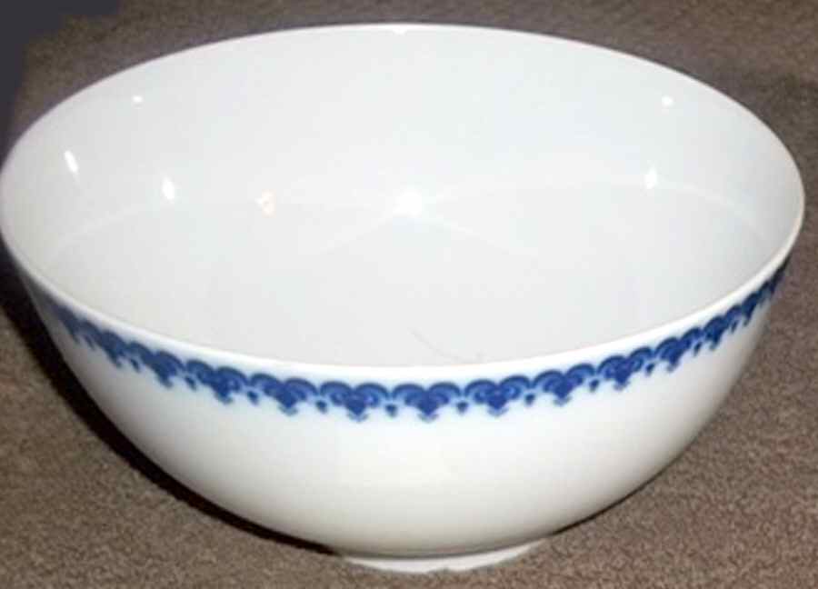 Juliane 8" Round Vegetable Bowl by Hutschenreuther-1