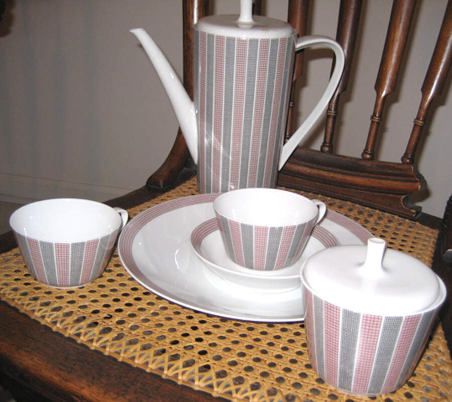 Carosa Flat Cup & Saucer Set by Hutschenreuther-1