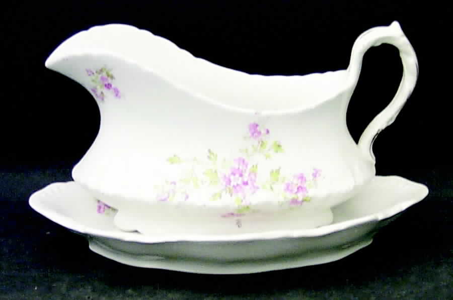 HLC916 Gravy Boat & Underplate by Homer Laughlin -1