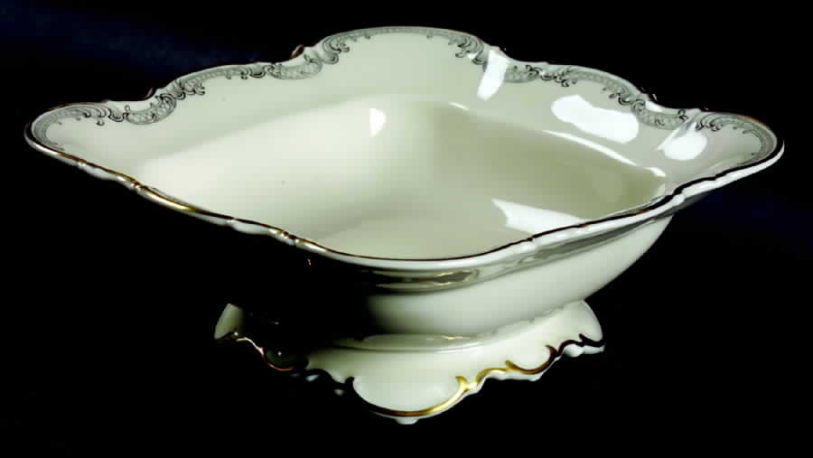 7447 9" Square Vegetable Bowl by Hutschenreuther-1