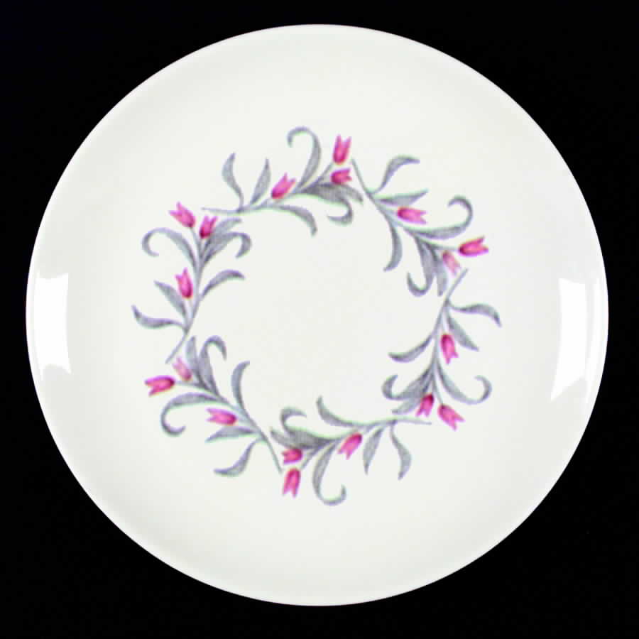 Tulip Wreath  Dinner Plate by Homer Laughlin -1