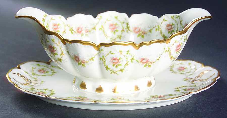 Schleiger 1140 Gravy Boat with Attached Underplate by Haviland-1