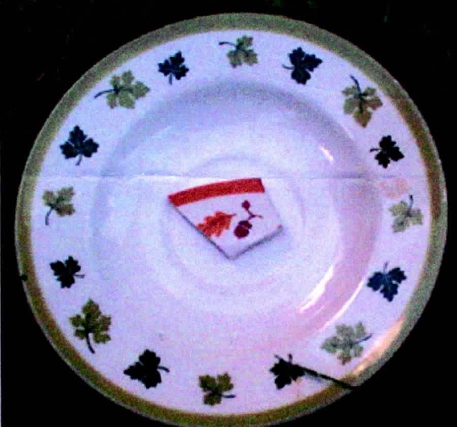 HLC141G Saucer by Homer Laughlin -1