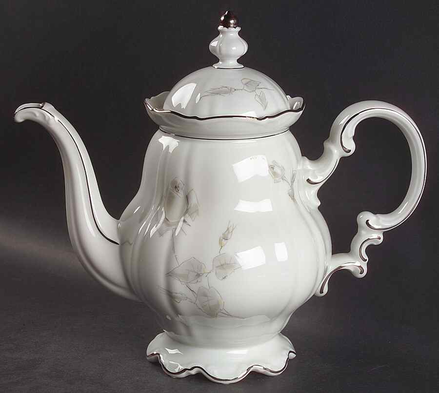 9328 Coffee Pot & Lid by Hutschenreuther-1