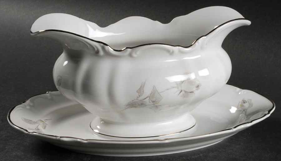 9328 Gravy Boat with Attached Underplate by Hutschenreuther-1