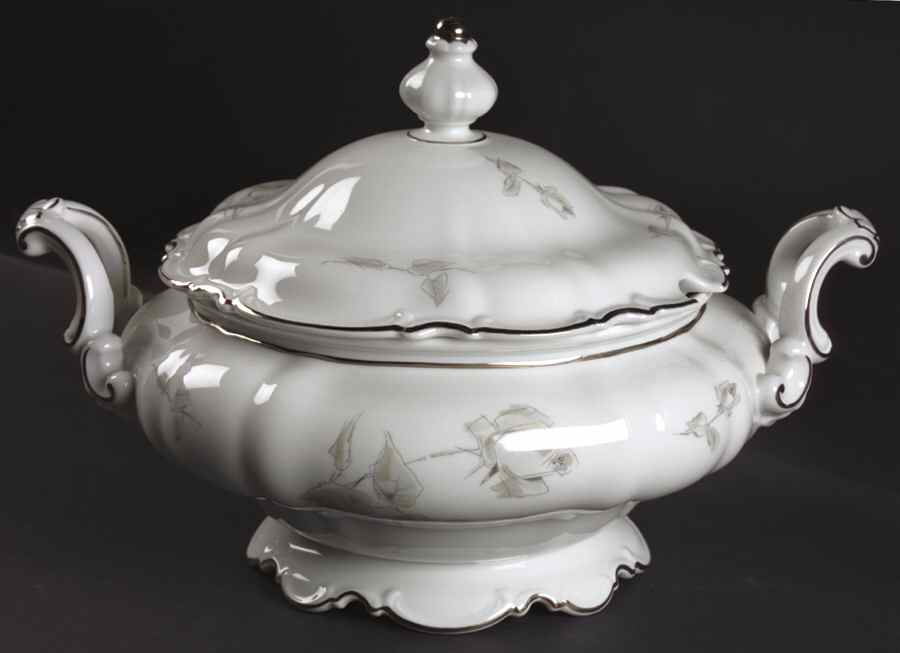 9328 Tureen &  Lid by Hutschenreuther-1