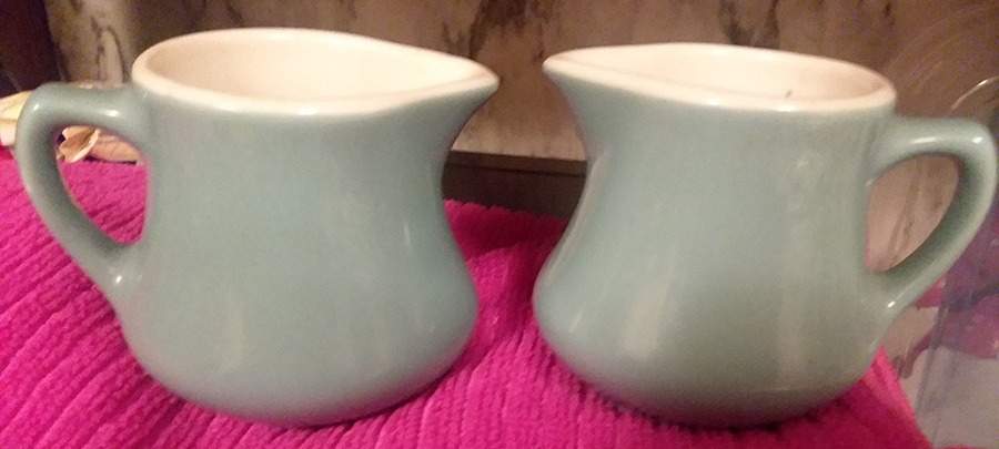 HLC924 Creamer by Homer Laughlin -1