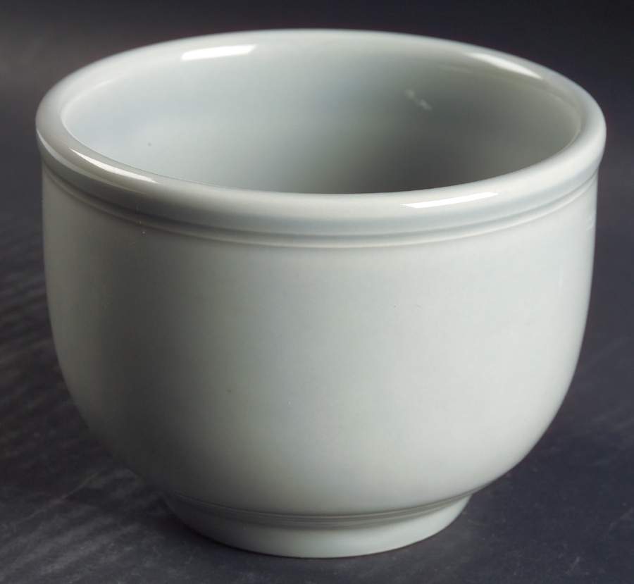 Fiesta Gray (Pearl) (Intro 1999) Chili Bowl by Homer Laughlin -1