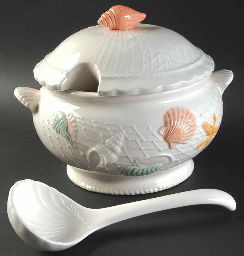 Sea Catch Tureen & Lid w/Ladle by Himark-1