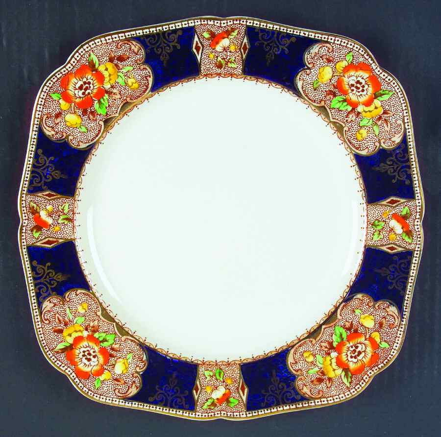 Quebec Dinner Plate by Hollinshead & Kirkham-1
