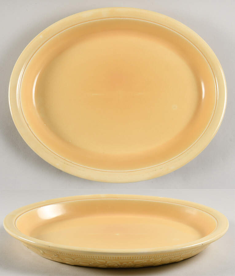 Oven Serve Yellow 11" Oval Serving Platter by Homer Laughlin -1